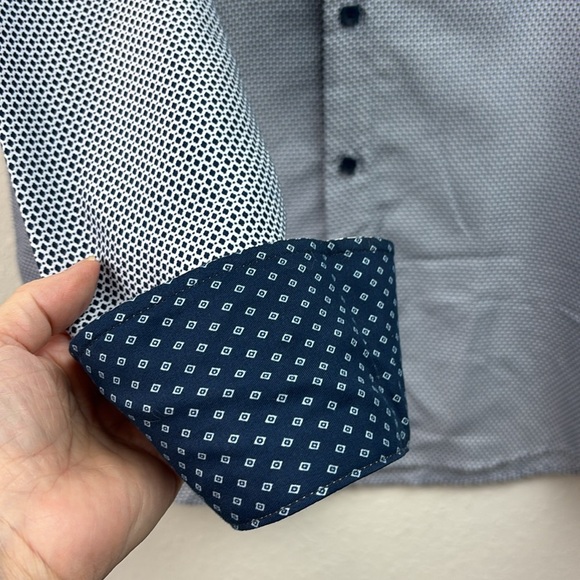 BC COLLECTION Navy Diamomd Medalion Like New Casual Dress Shirt - Picture 4 of 8